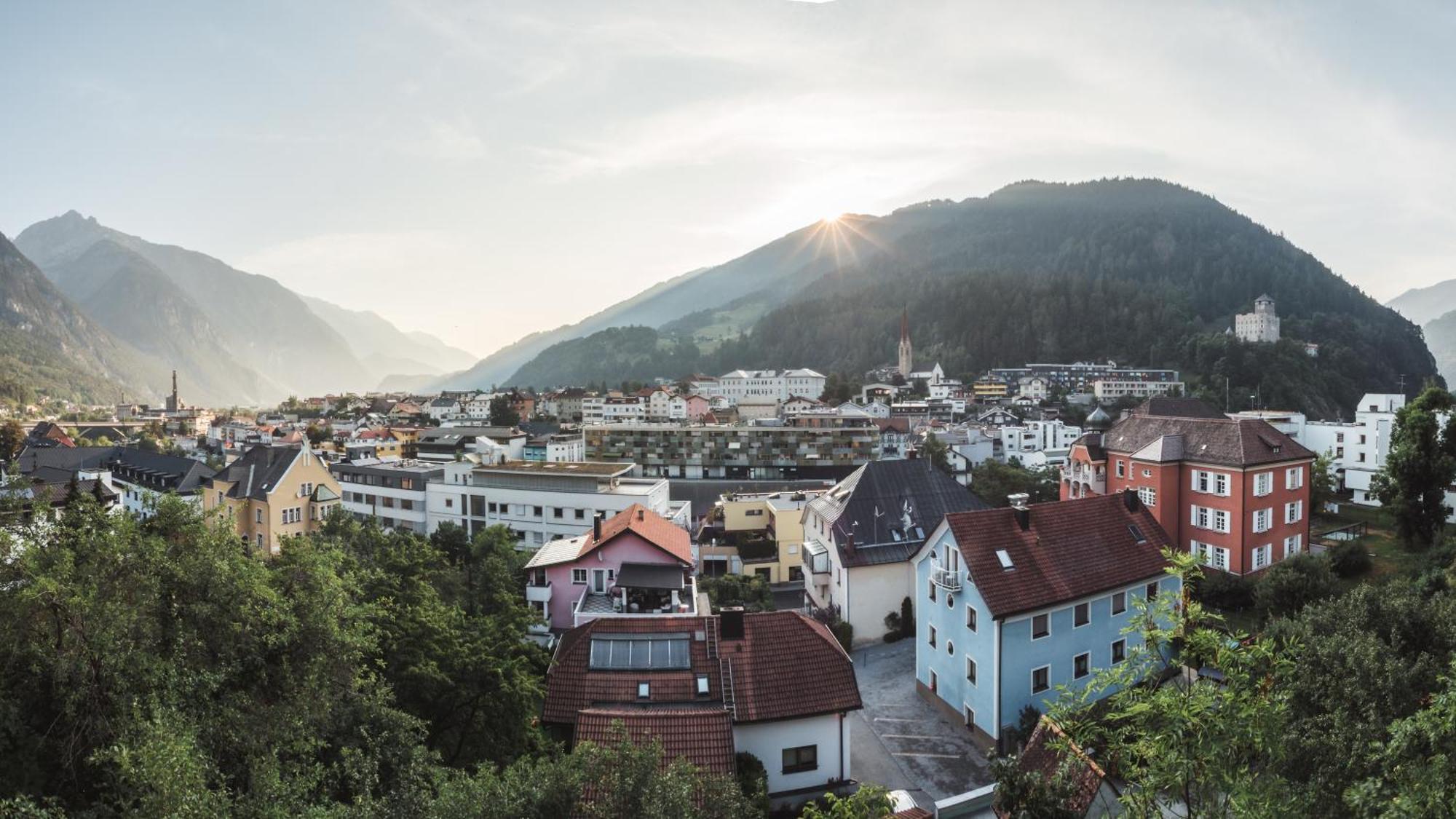 Deluxe Apartement Tirol Landeck Exterior foto